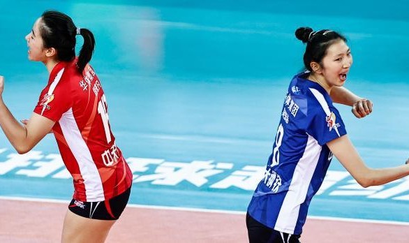 江苏女排溃败失先机 差距明显暴露板凳深度不足