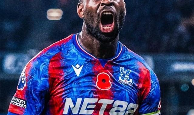 天博体育平台-曼城3000万英镑报价合同年格伊