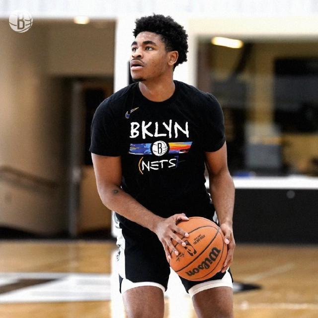 1633748752888012672.jpg 0031u4bfgy1guaf6ql2znj60u00u00xx02.jpg